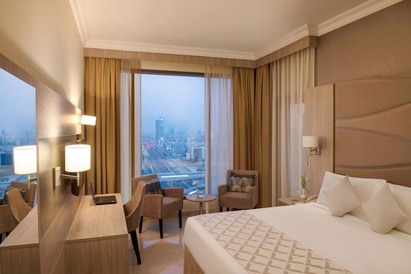 Two Seasons Hotel