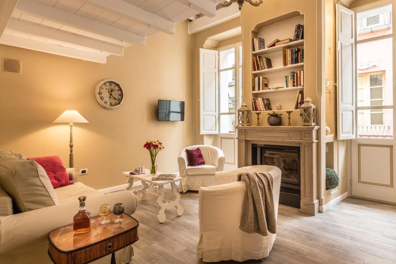 Palazzo Dessy Historic House in Cagliari