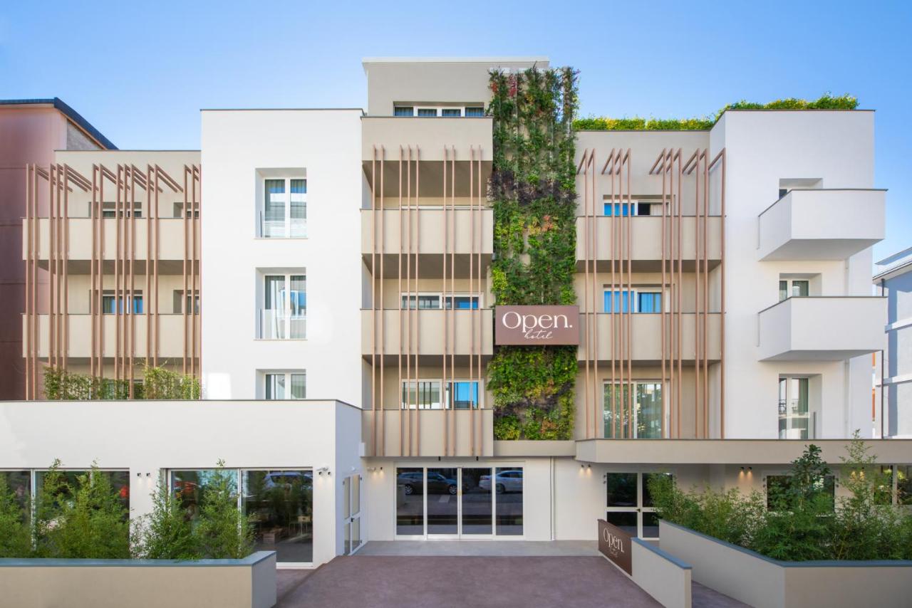 Open Hotel in Rimini