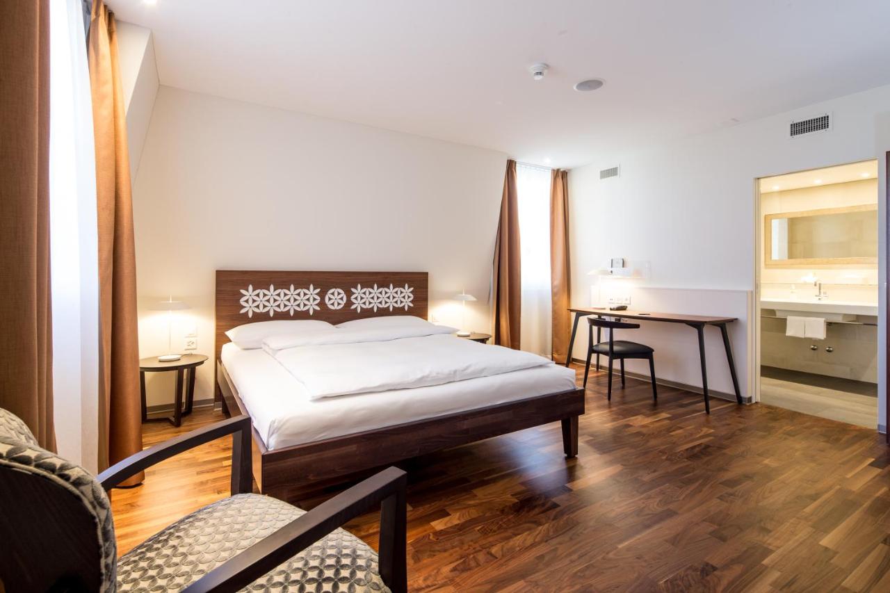 Hotel Schweizerhof Basel in Basel