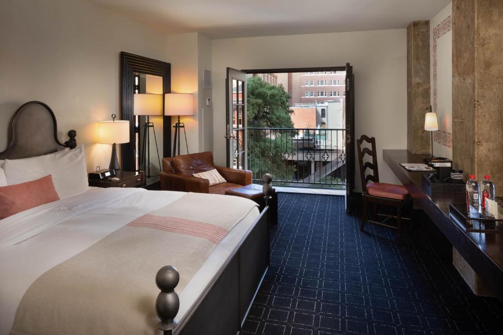 Hotel Valencia Riverwalk