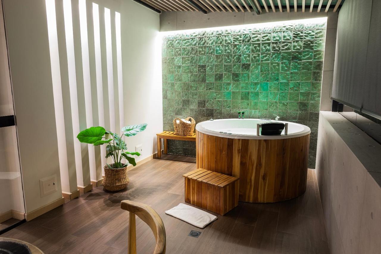 Hotel Black Tower Premium in Bogota