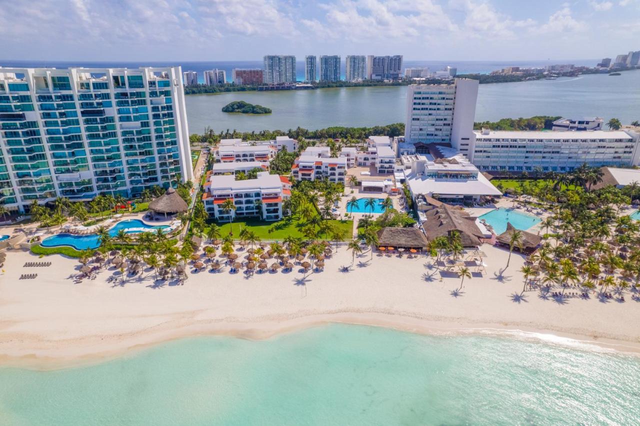 Beachscape Kin Ha Villas & Suites in Cancun