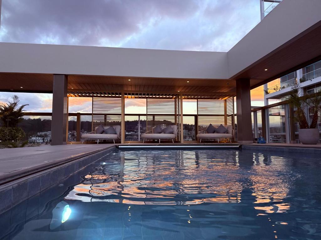 Le Parc Hotel, Beyond Stars