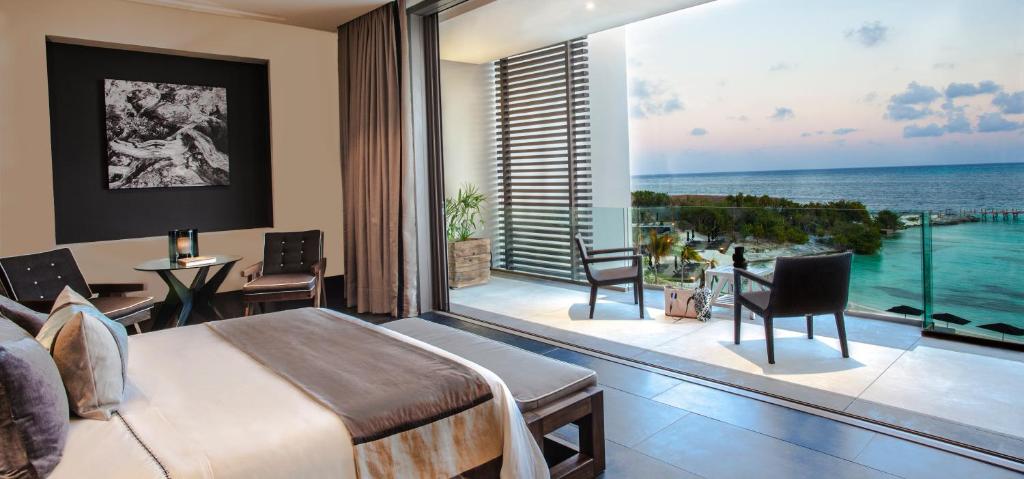 NIZUC Resort & Spa